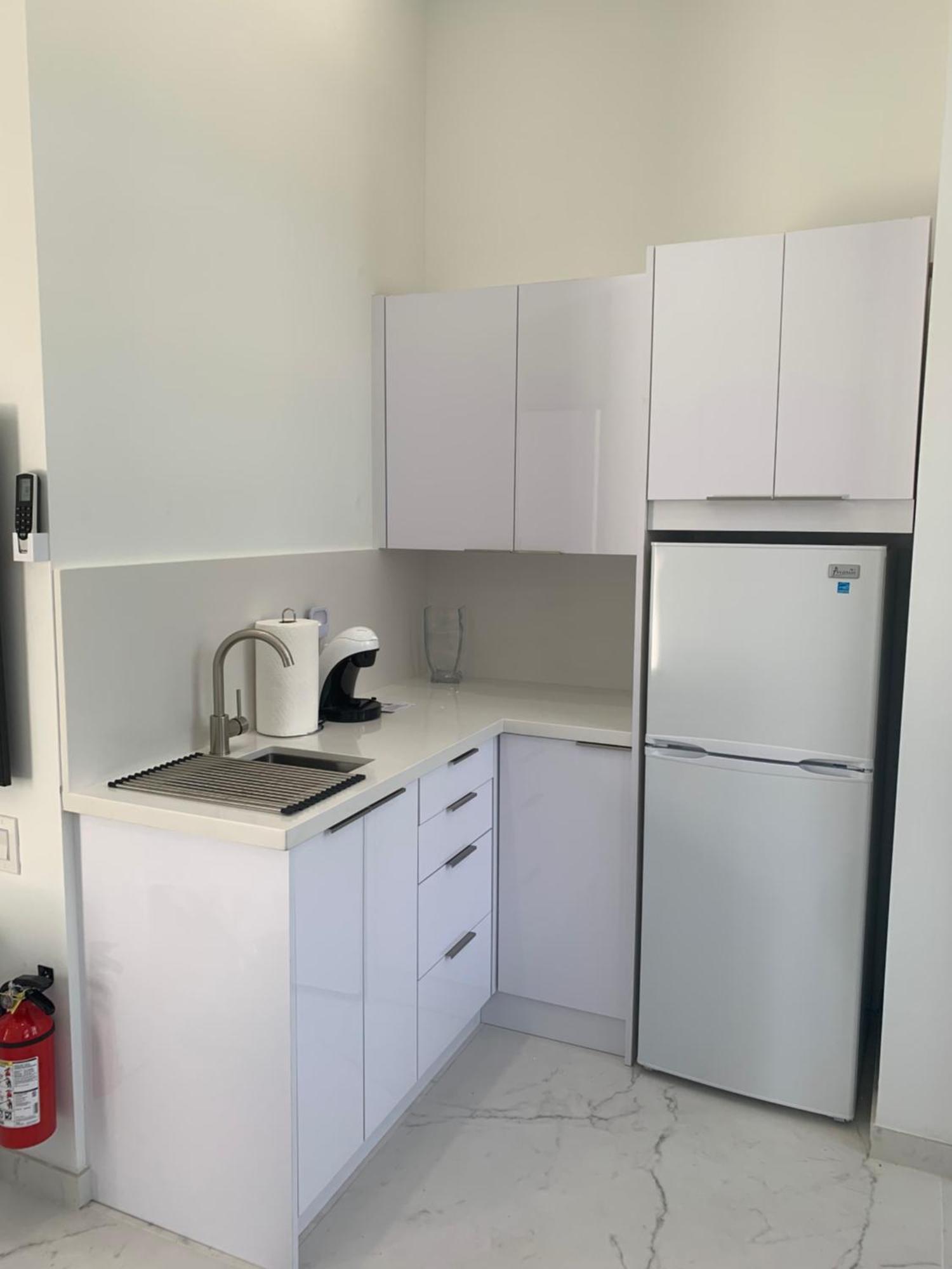 Men Only Clothing Option Guesthouse Near Wilton Manors Форт-Лодердейл Экстерьер фото