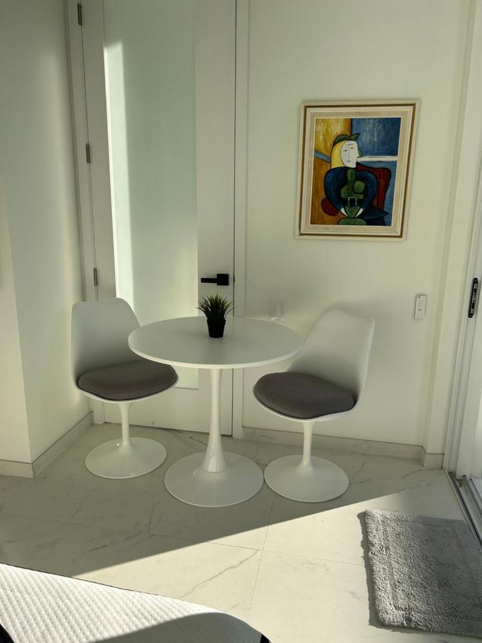 Men Only Clothing Option Guesthouse Near Wilton Manors Форт-Лодердейл Экстерьер фото